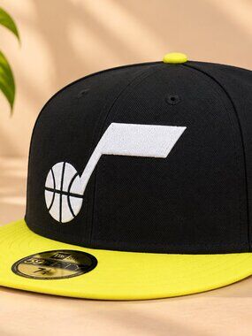 NWT New Era Mens Black/Yellow Utah Jazz 2-Tone 59FIFTY Fitted Hat